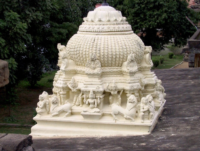 カンチプラム　ヴァイクンタペルマール寺院